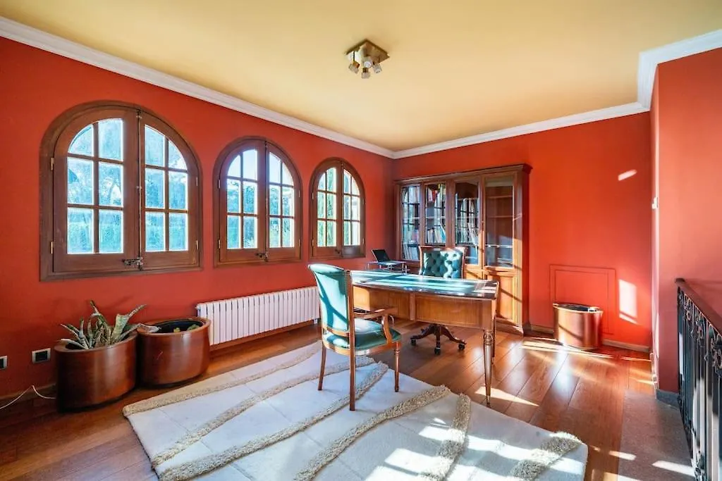 Exclusiva Casa De Lujo Con Piscinas Y Amplio Jardin En Zona Tranquila Villa Girona 0*,