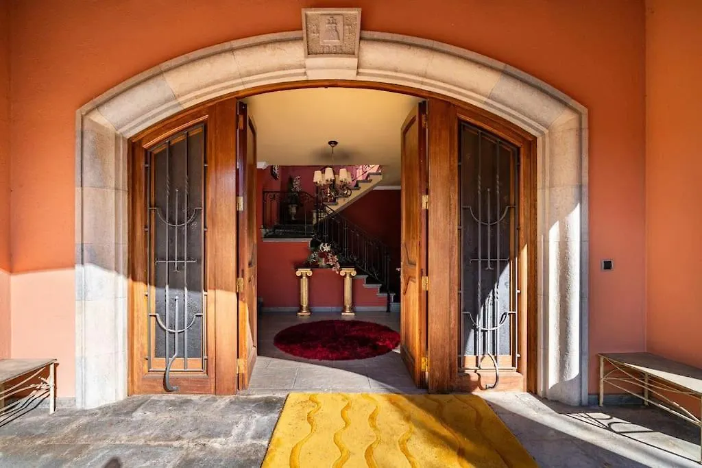 Exclusiva Casa De Lujo Con Piscinas Y Amplio Jardin En Zona Tranquila Villa Girona