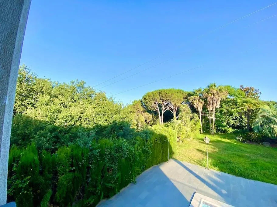 Exclusiva Casa De Lujo Con Piscinas Y Amplio Jardin En Zona Tranquila Villa Girona
